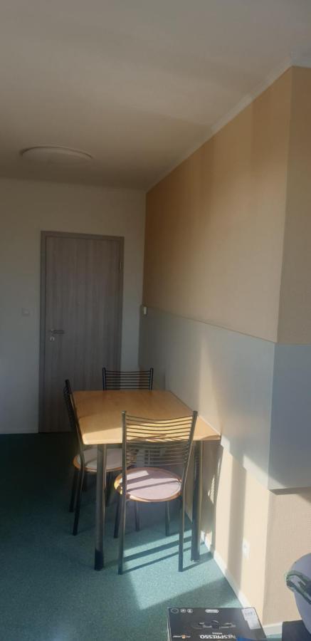 Louis Apartment Maaseik Exterior foto